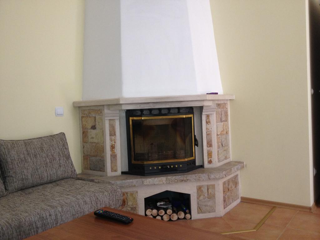 Ski Apartment In Castle Complex Pamporovo Room photo